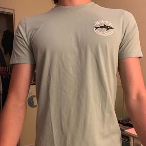 Maui and Sons seafoam green t shirt.